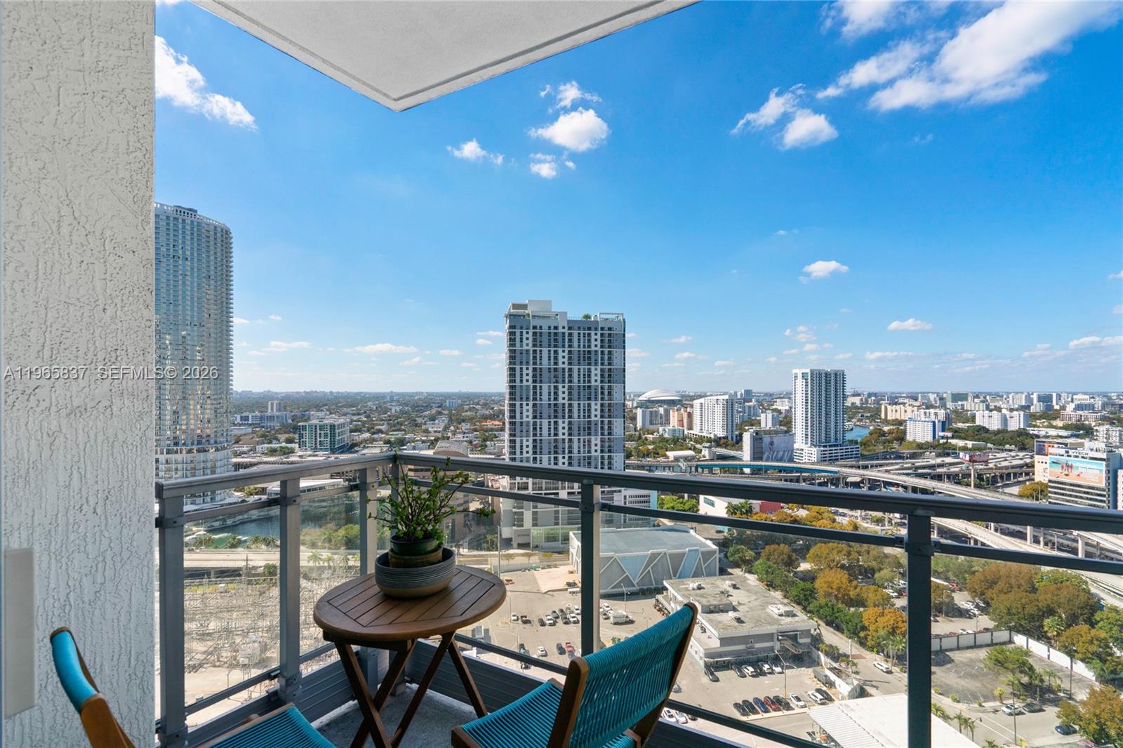 90 SW 3rd St #2706 Miami, FL 33130