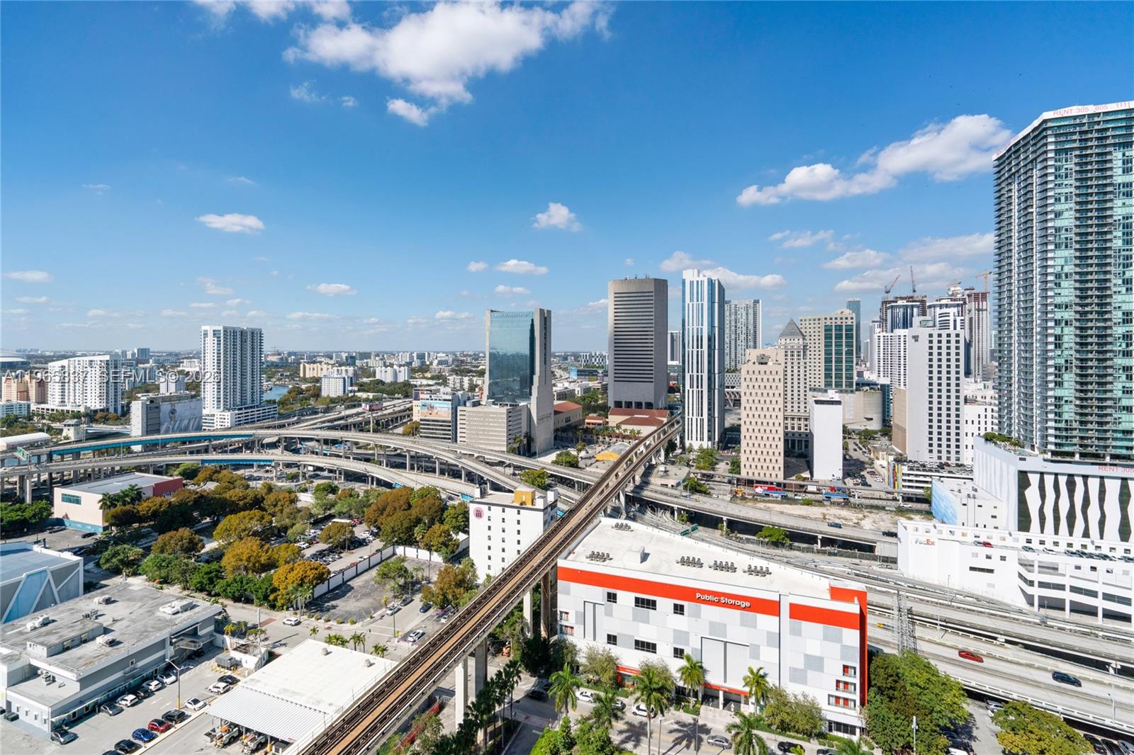 90 SW 3rd St #2706 Miami, FL 33130