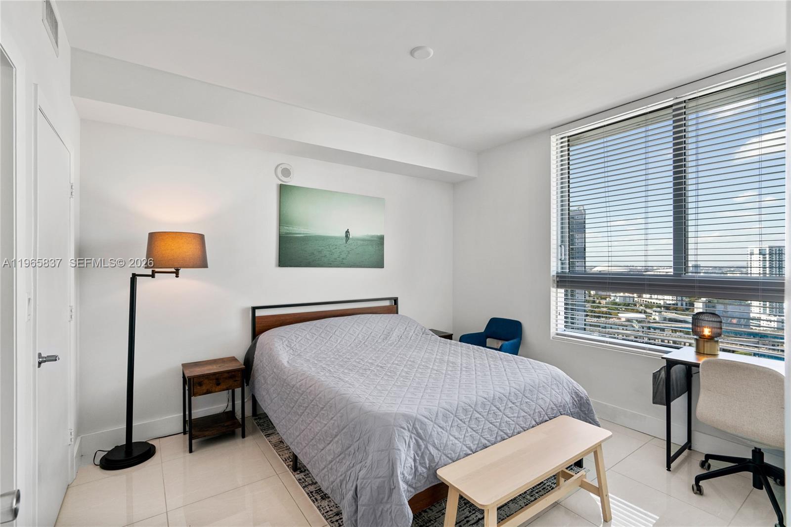 90 SW 3rd St #2706 Miami, FL 33130