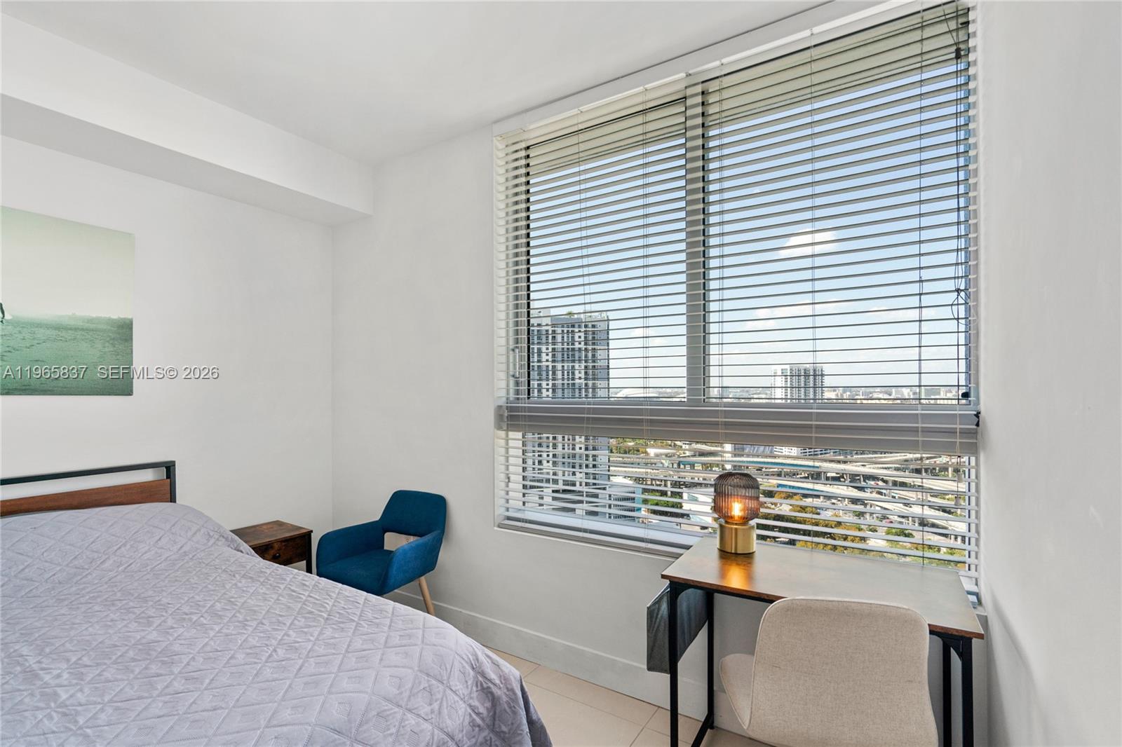 90 SW 3rd St #2706 Miami, FL 33130