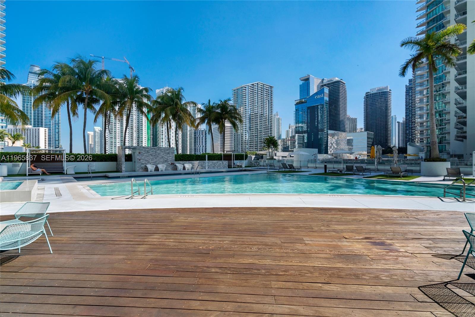 90 SW 3rd St #2706 Miami, FL 33130