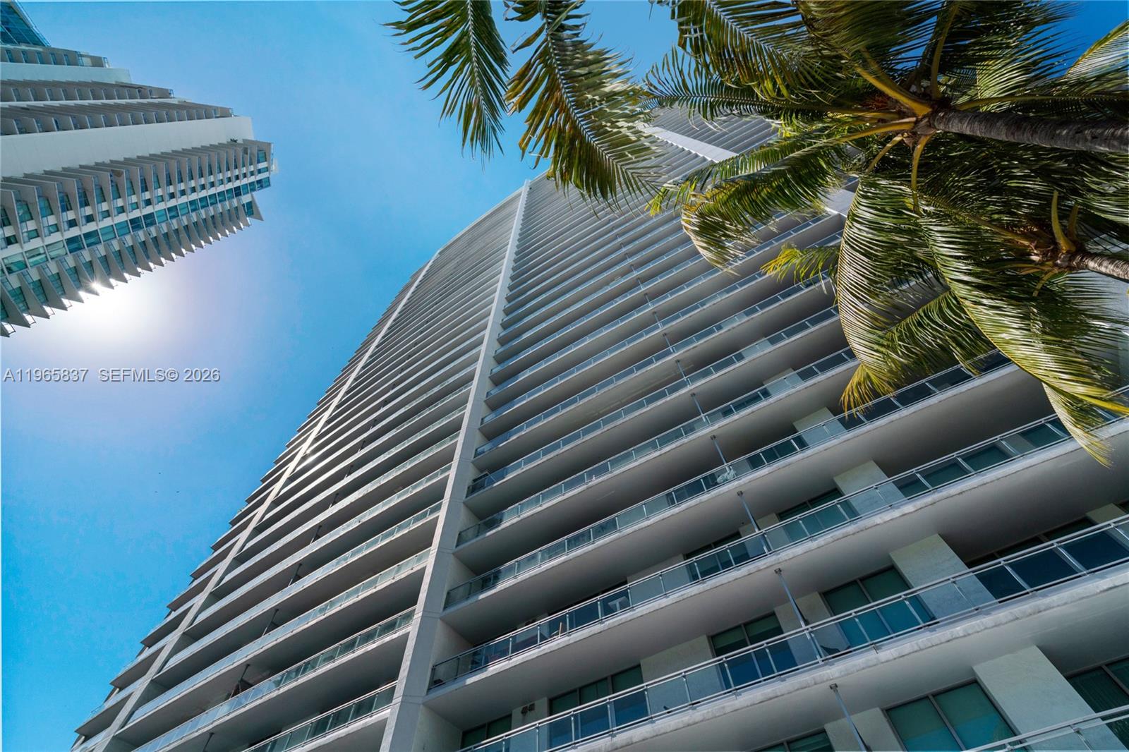 90 SW 3rd St #2706 Miami, FL 33130