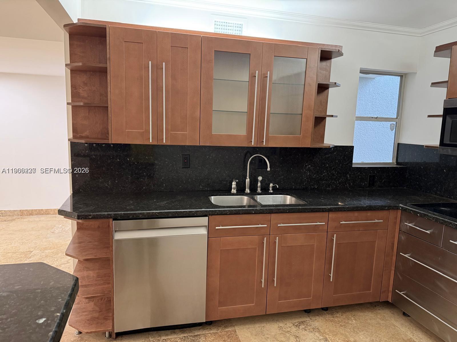 245 Poinciana Dr #505 Sunny Isles Beach, FL 33160