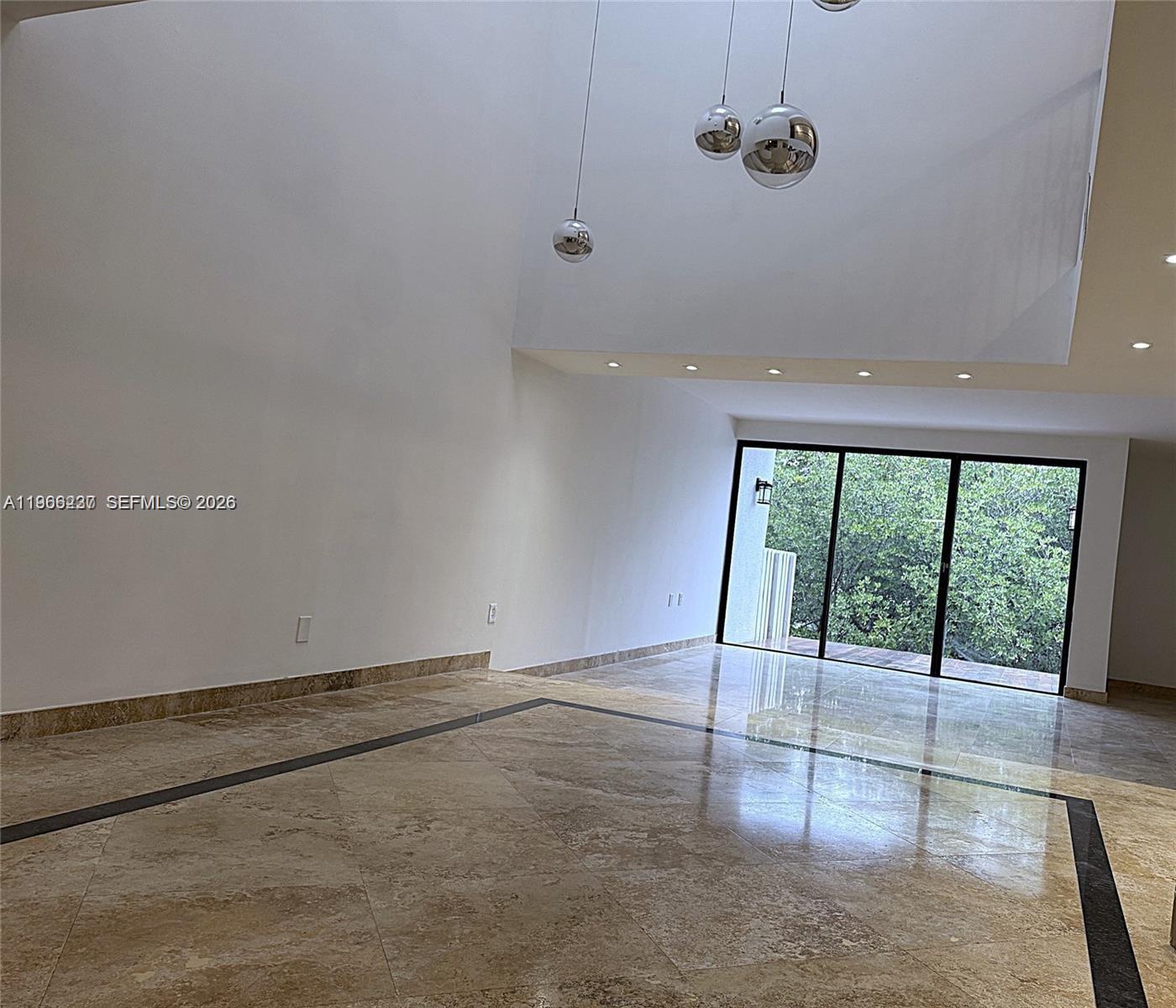 245 Poinciana Dr #505 Sunny Isles Beach, FL 33160