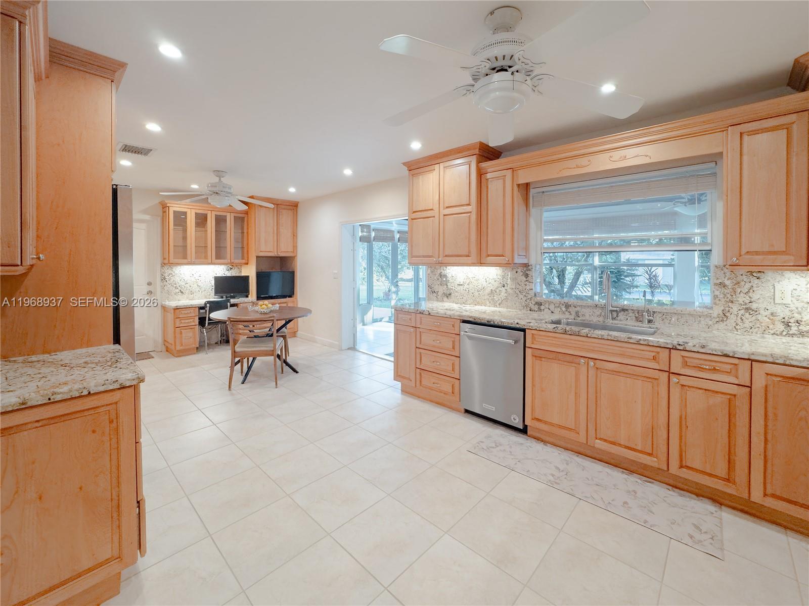 9350 SW 120th St Miami, FL 33176