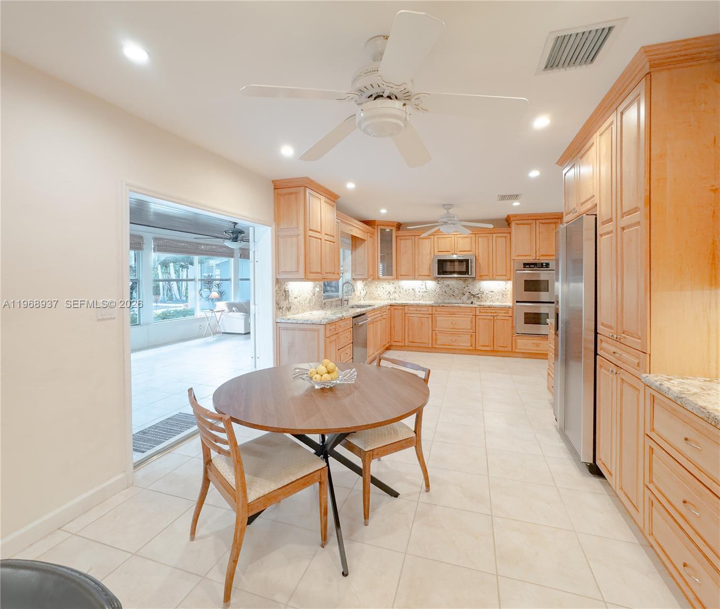 9350 SW 120th St Miami, FL 33176