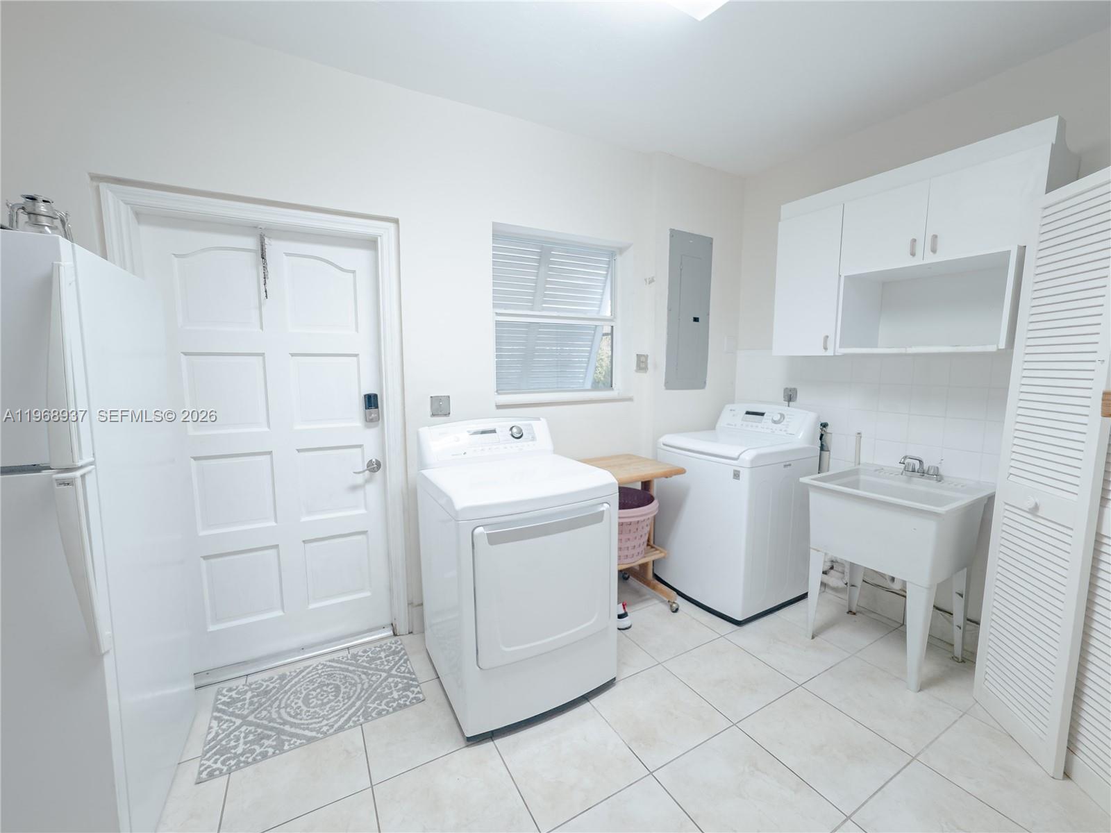 9350 SW 120th St Miami, FL 33176