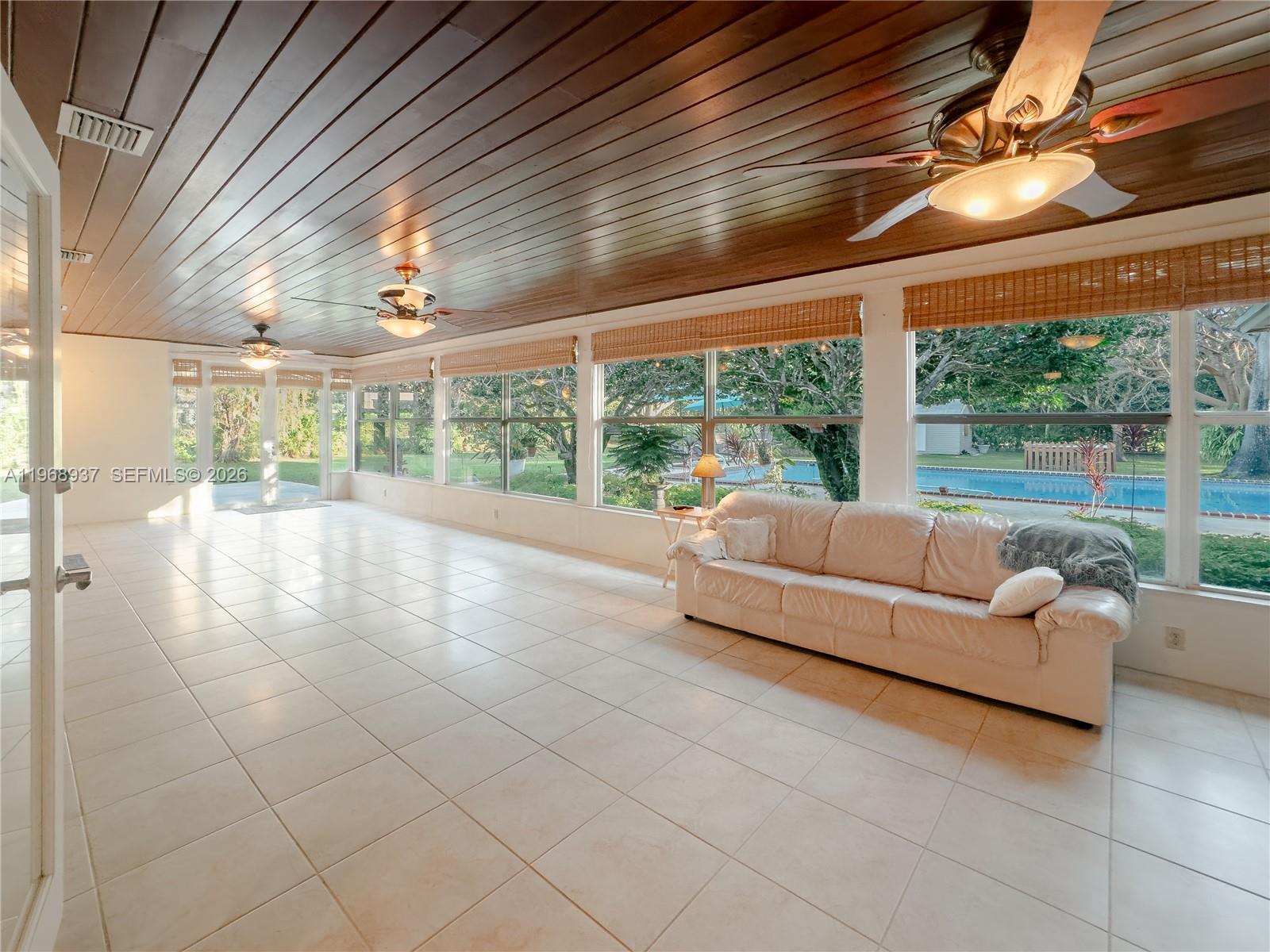 9350 SW 120th St Miami, FL 33176