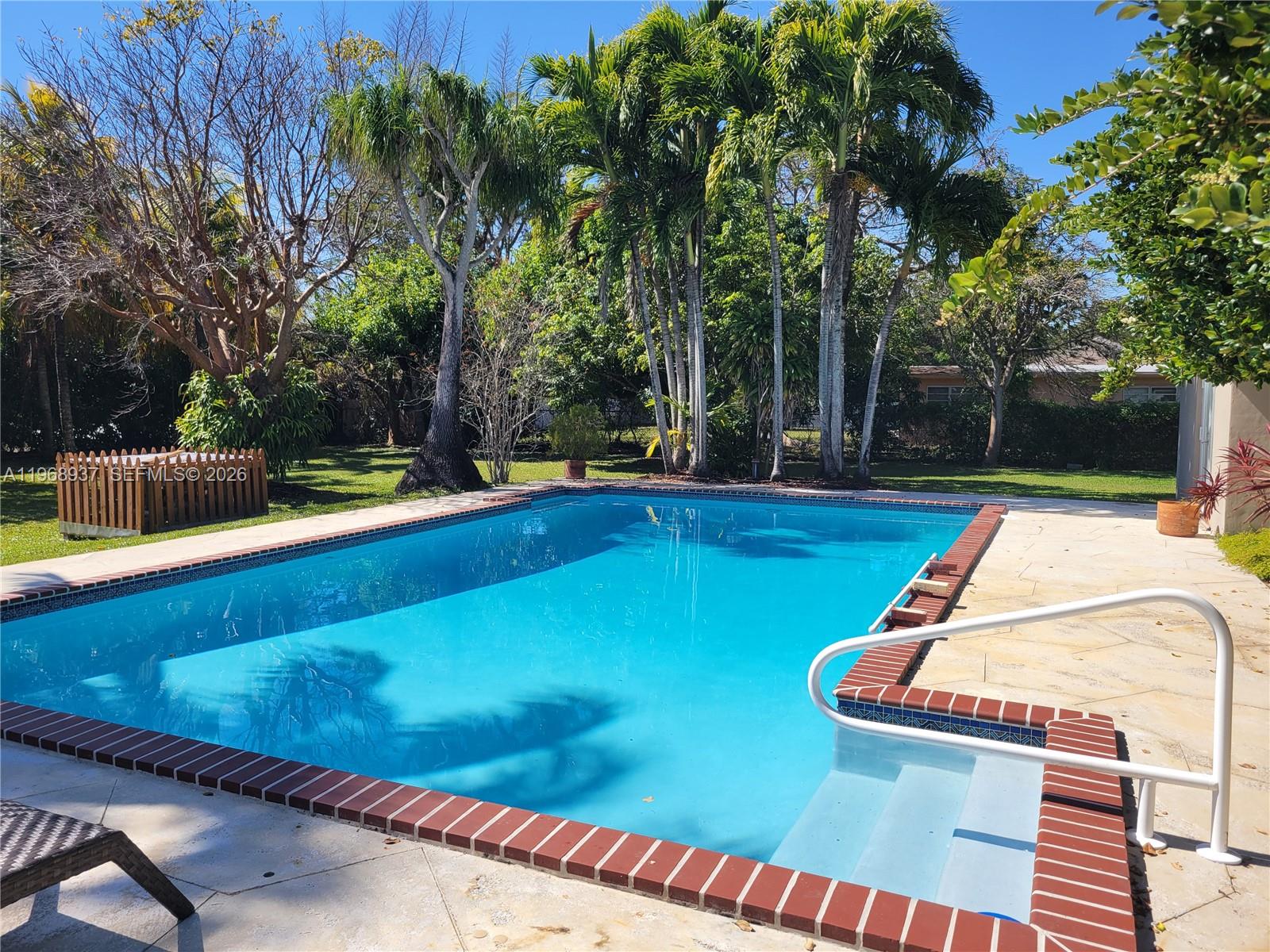 9350 SW 120th St Miami, FL 33176