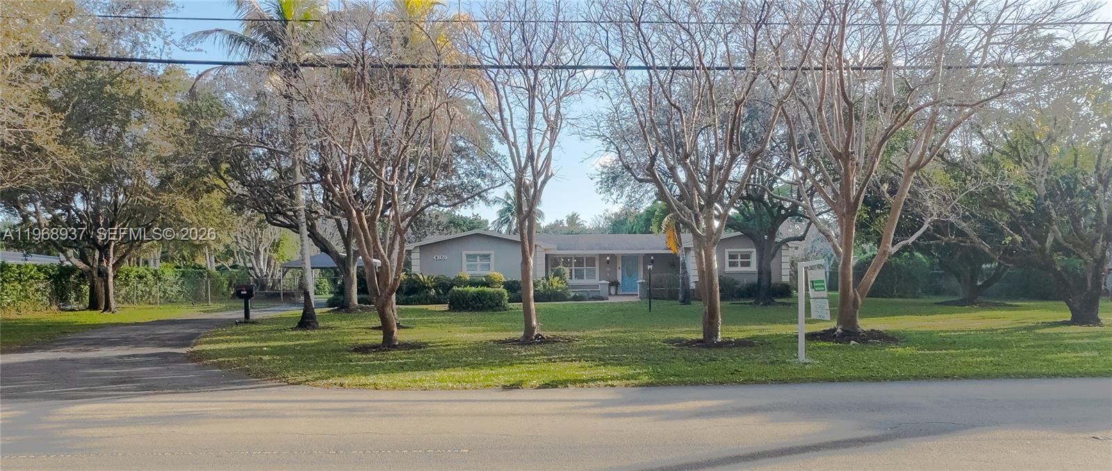 9350 SW 120th St Miami, FL 33176