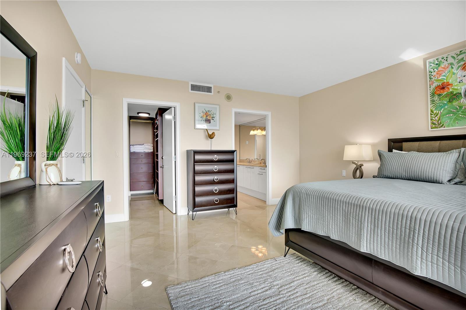 image Ritz-Carlton Coconut Grove14