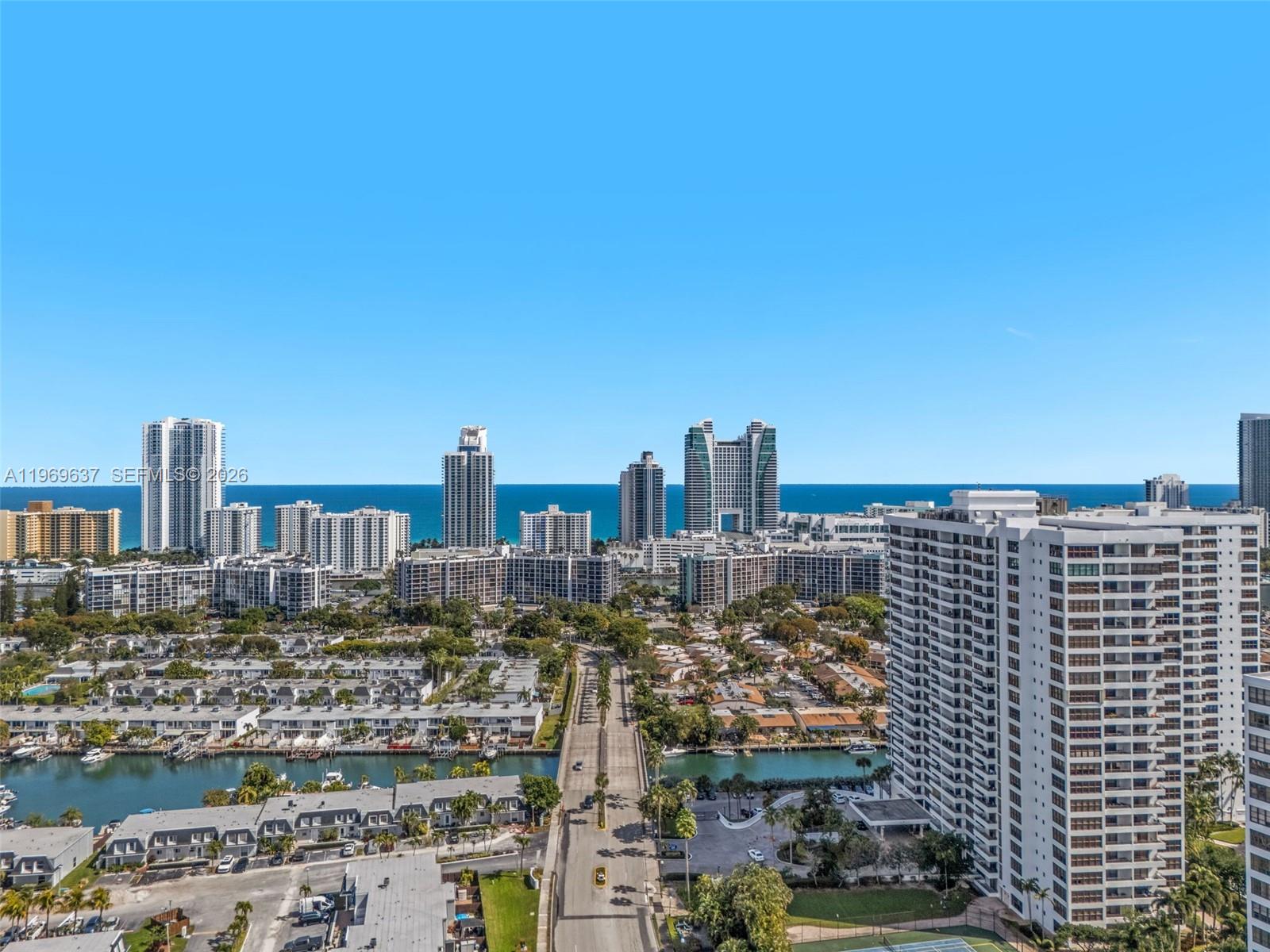 2500 Parkview Dr #2407 Hallandale Beach, FL 33009