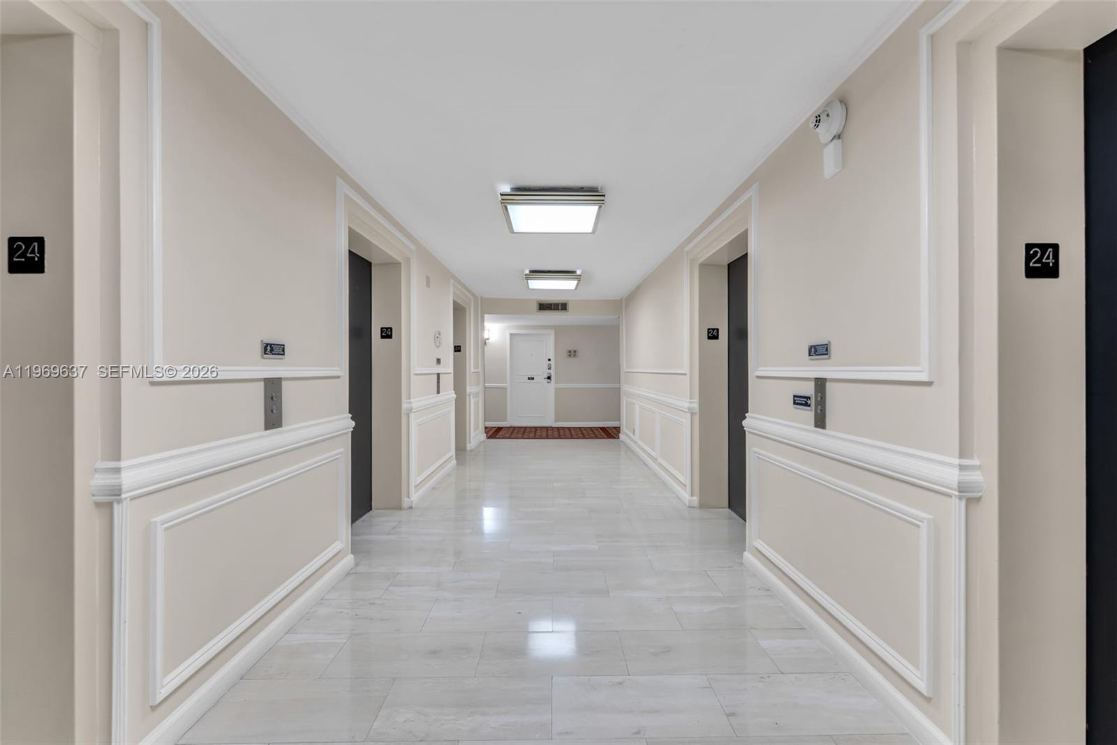 2500 Parkview Dr #2407 Hallandale Beach, FL 33009