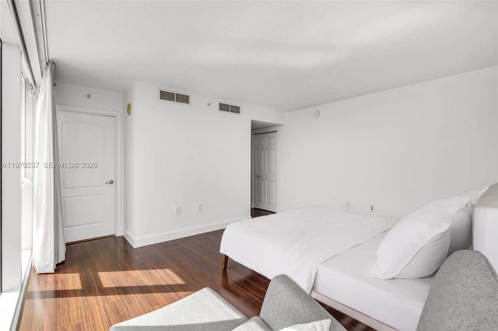 2101 Brickell Ave #306 Miami, FL 33129