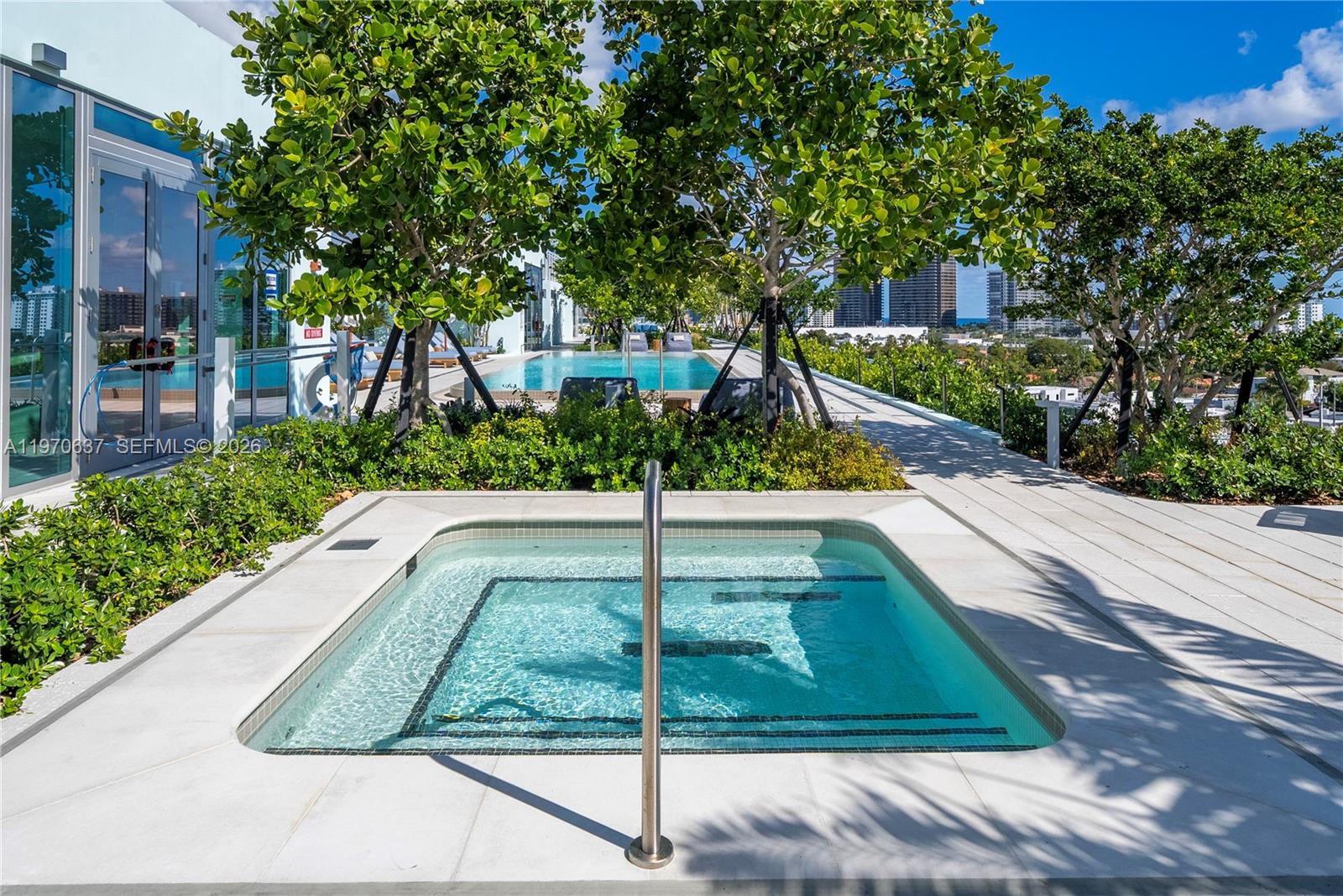 9201 E Bay Hbr Dr #202 Bay Harbor Islands, FL 33154