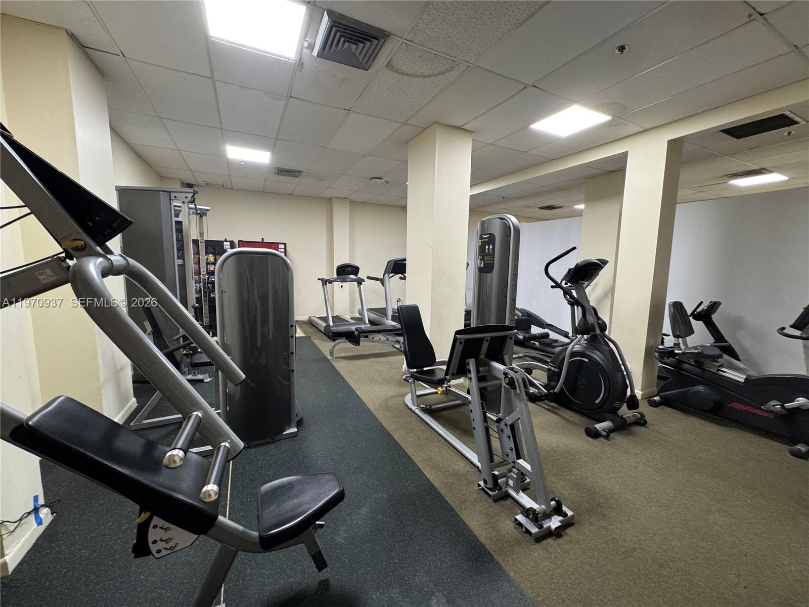 image Winston Towers 60036