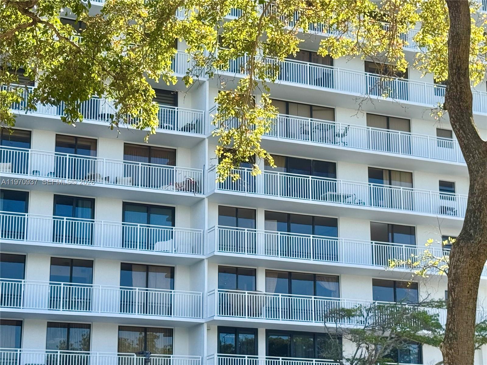 image Winston Towers 60039