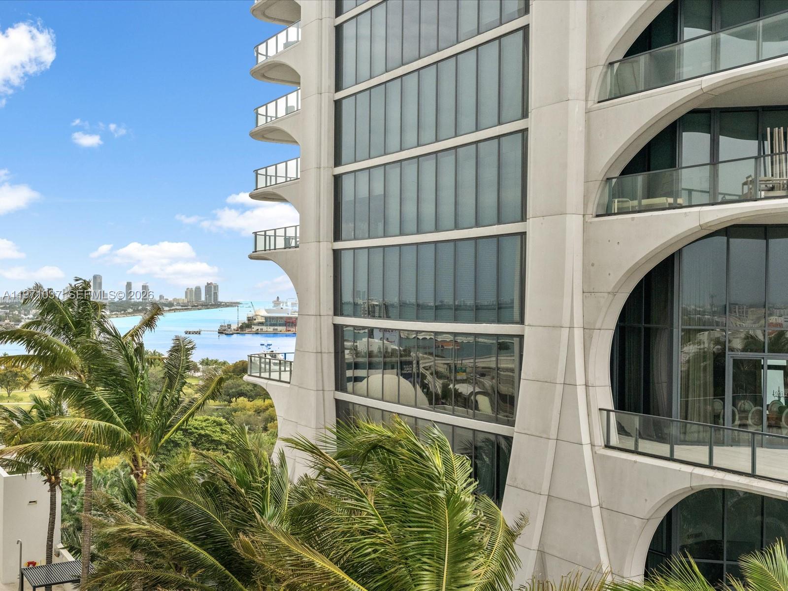 1040 Biscayne Blvd #1107 Miami, FL 33132