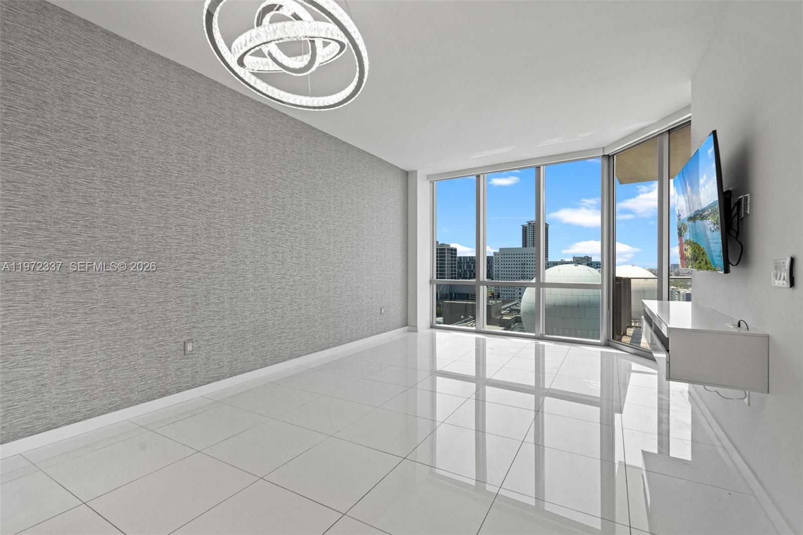 image Paramount Miami Worldcenter8