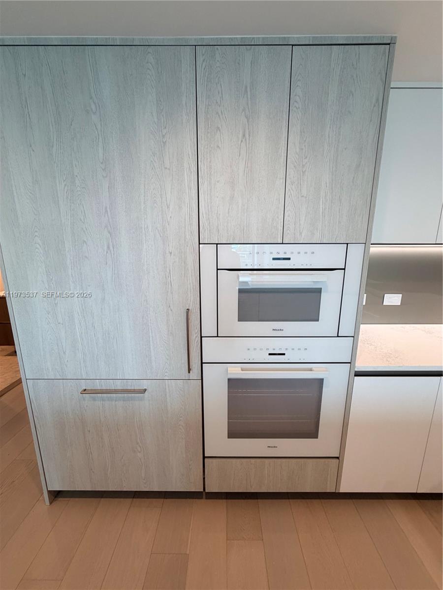 image La Baia Bay Harbor9