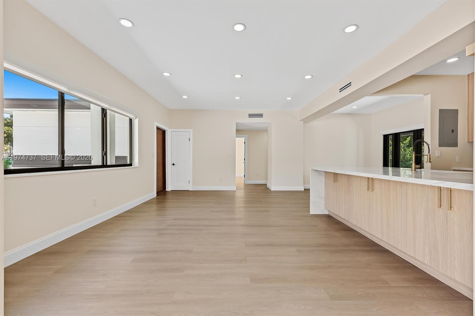 4144 Alton Rd Miami Beach, FL 33140