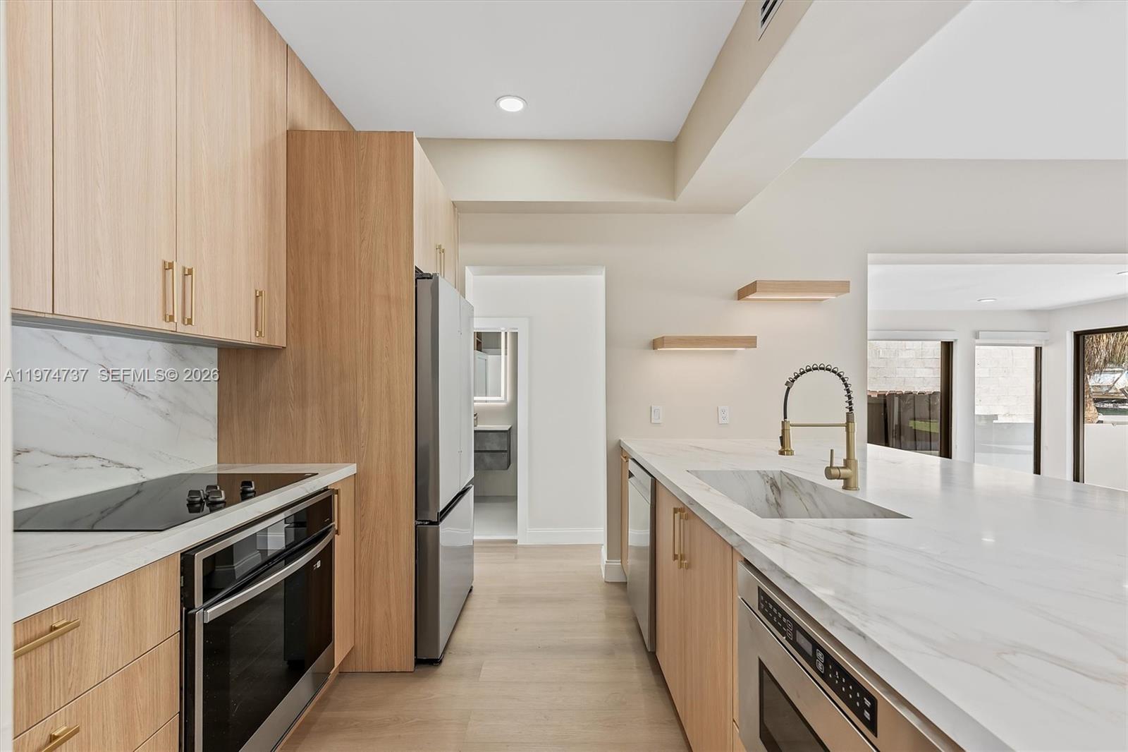 4144 Alton Rd Miami Beach, FL 33140