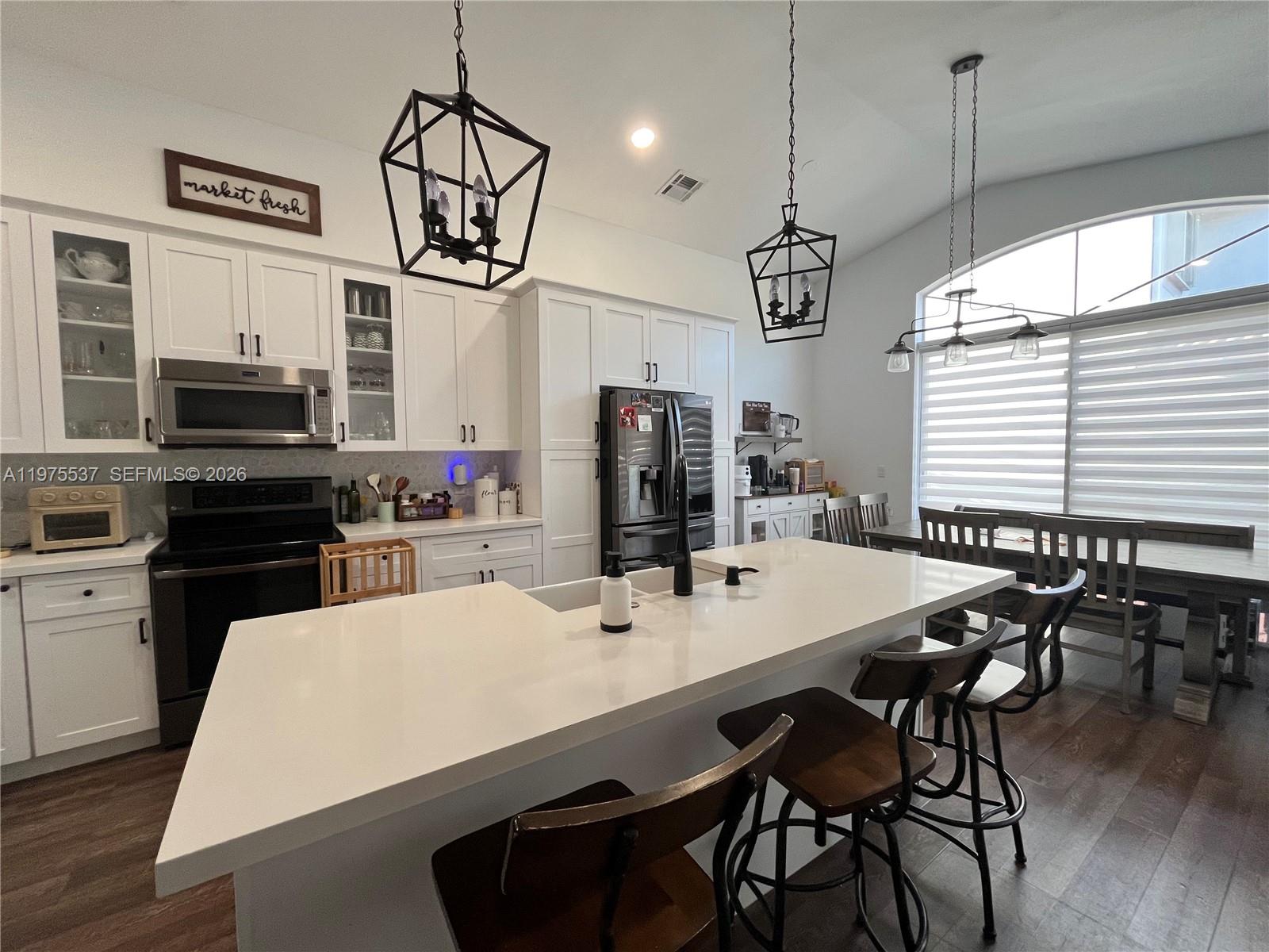 17901 NW 19th St Pembroke Pines, FL 33029