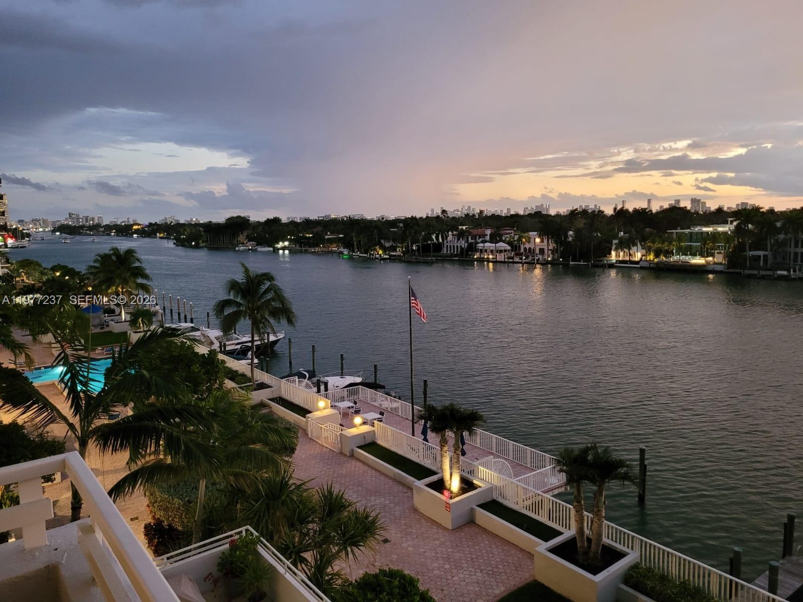 5700 Collins Ave #5L Miami Beach, FL 33140