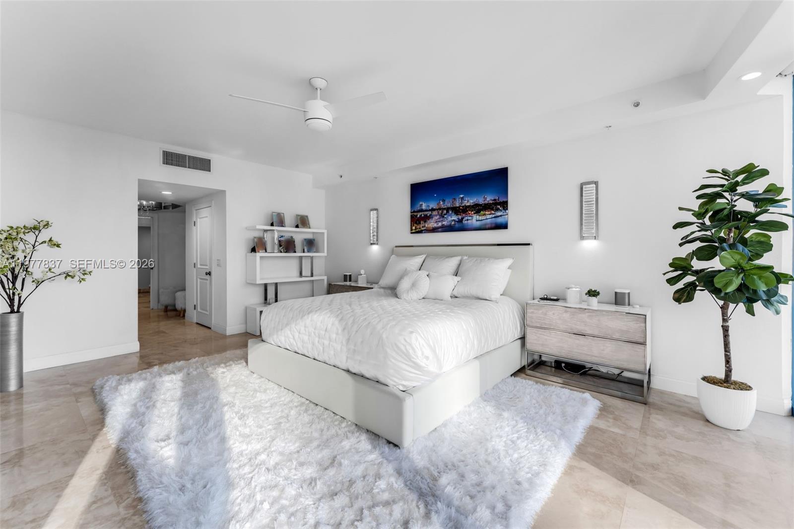 333 Las Olas Way #2505 Fort Lauderdale, FL 33301