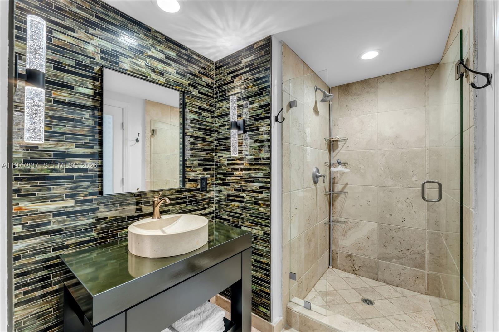 333 Las Olas Way #2505 Fort Lauderdale, FL 33301