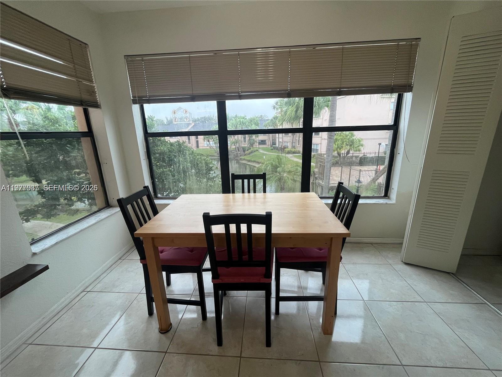 2926 S University Dr #6207 Davie, FL 33328