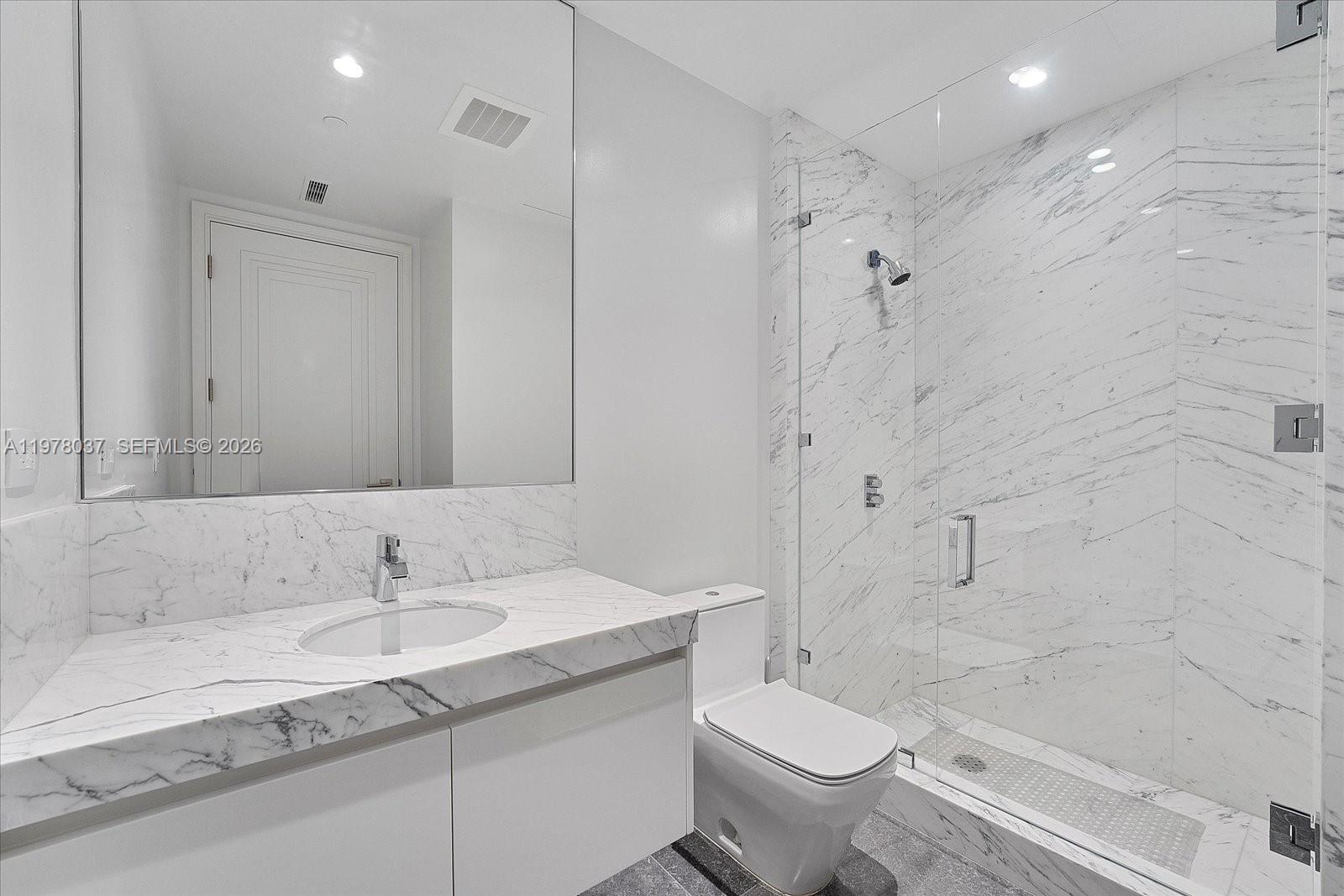 17901 Collins Ave #1506 Sunny Isles Beach, FL 33160