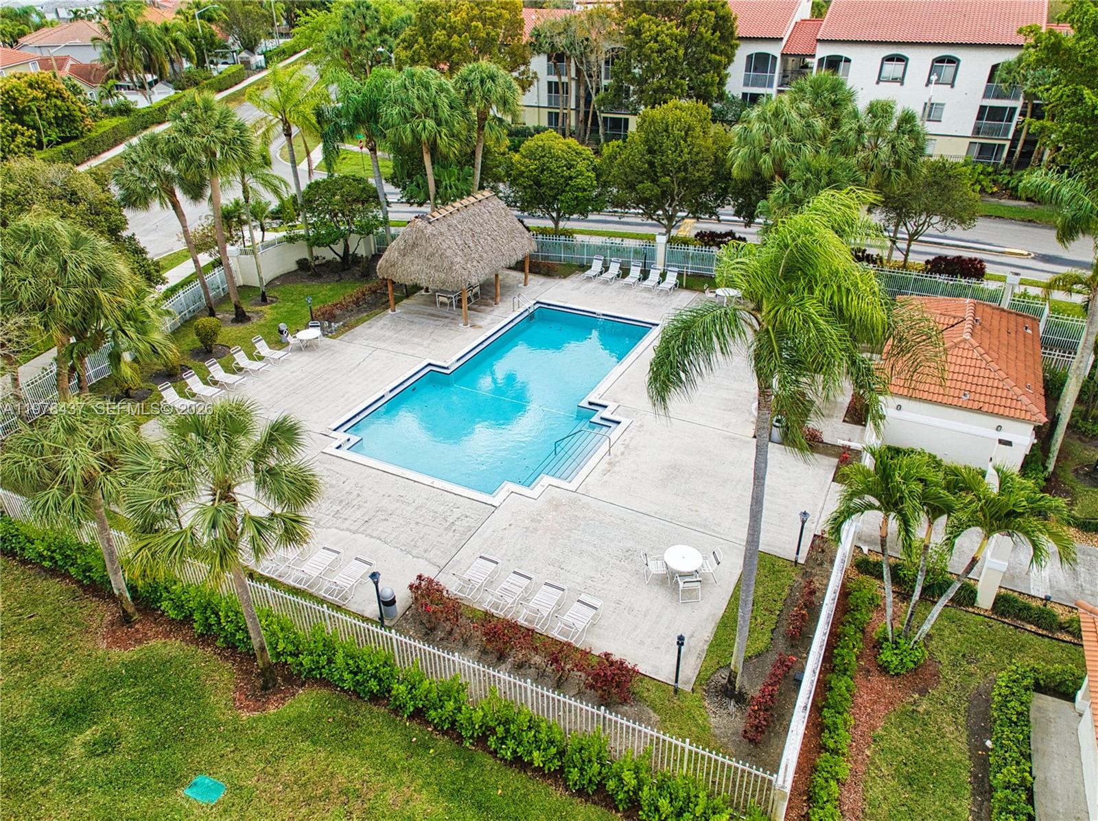 10829 NW 3rd Ct #B12L Pembroke Pines, FL 33026