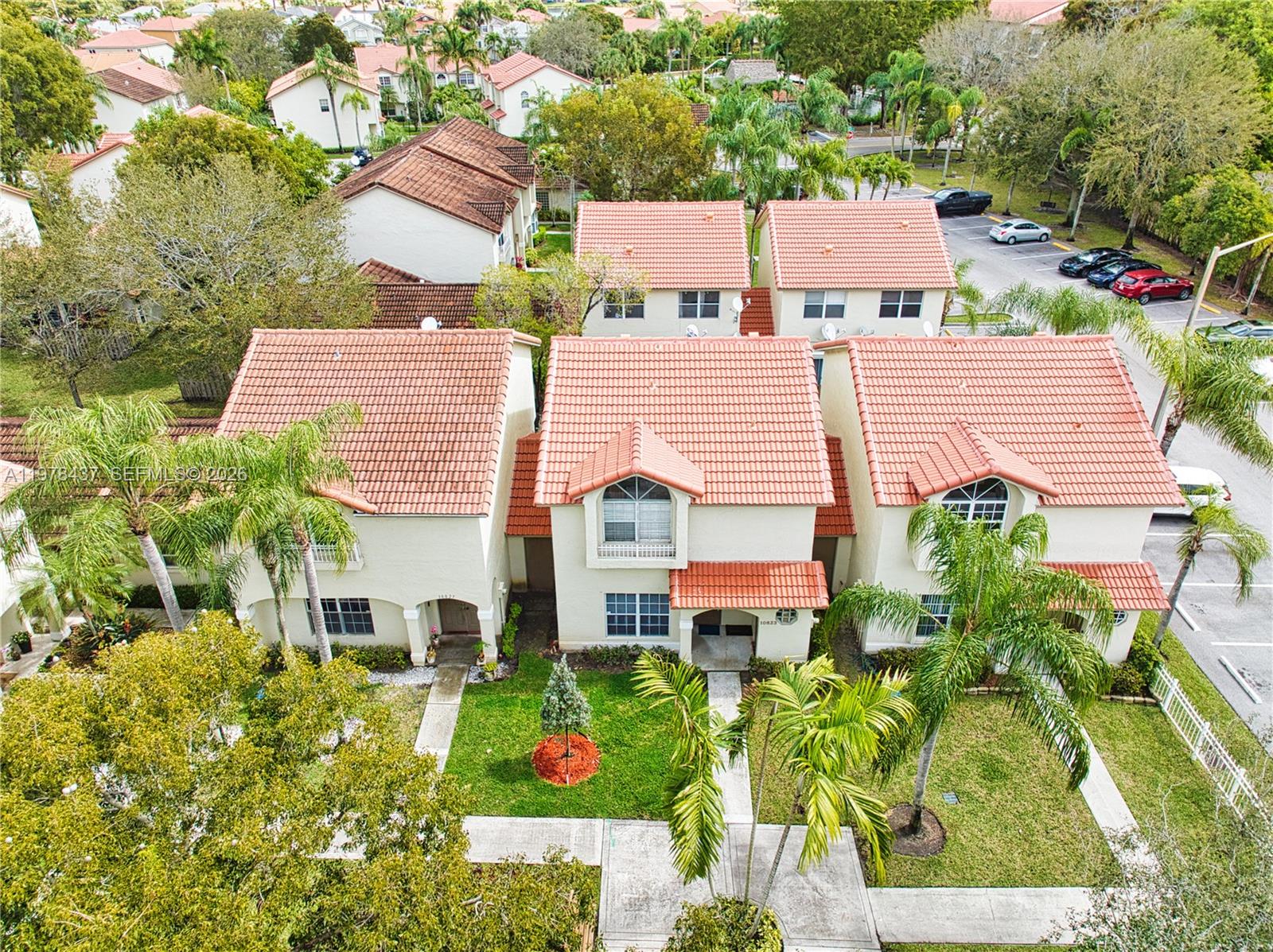 10829 NW 3rd Ct #B12L Pembroke Pines, FL 33026