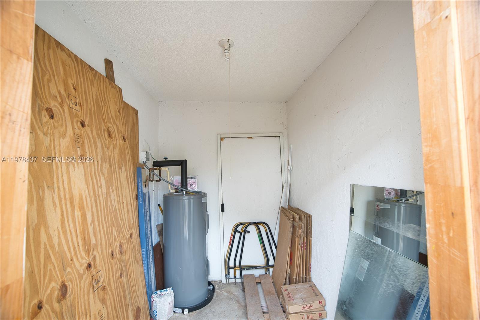 10829 NW 3rd Ct #B12L Pembroke Pines, FL 33026