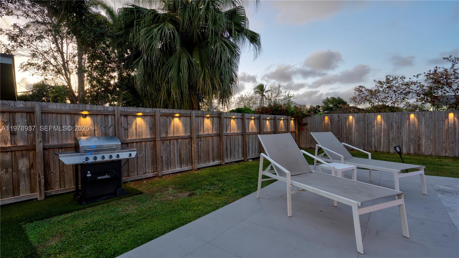 9311 Sterling Dr Cutler Bay, FL 33157