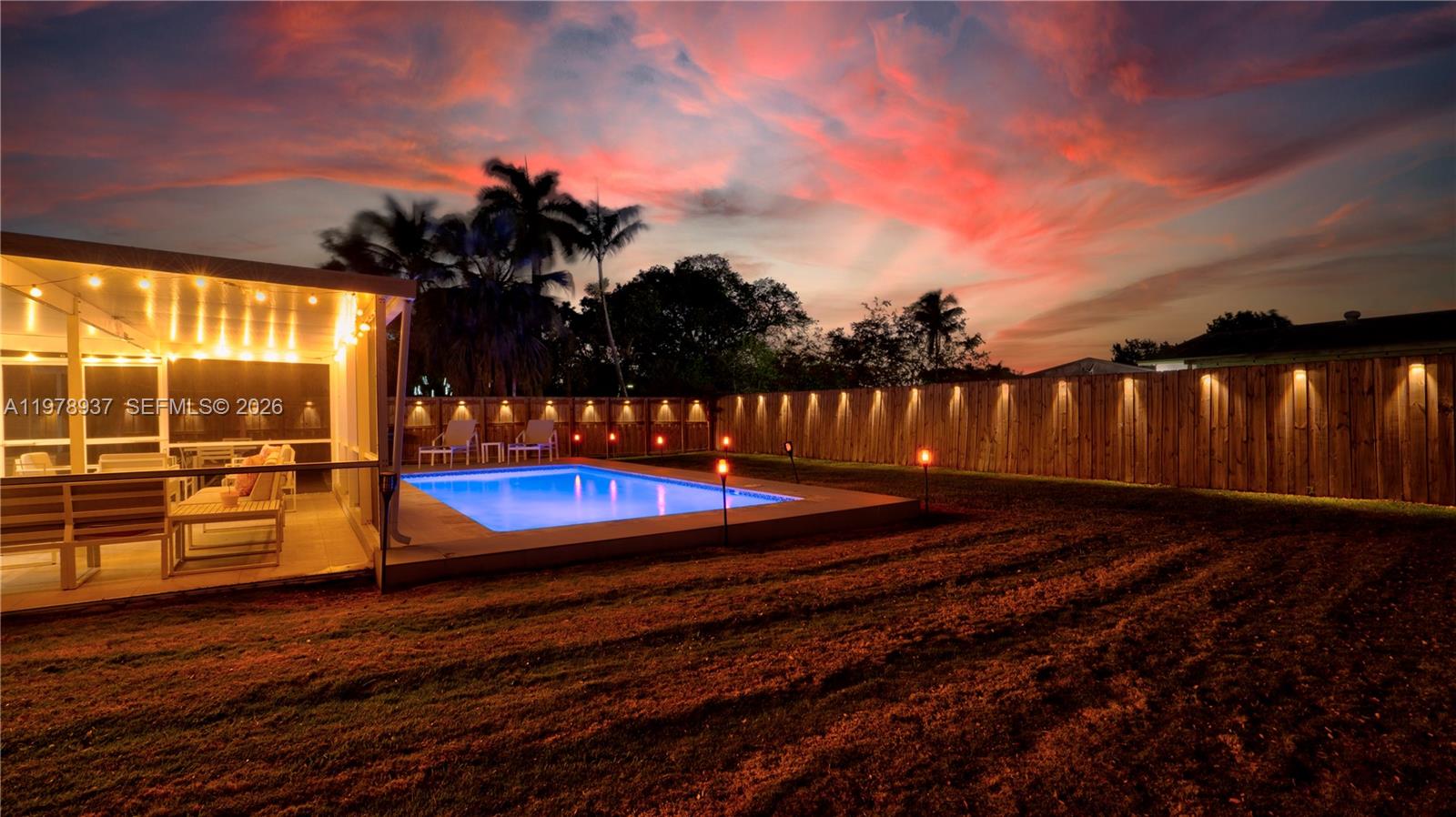 9311 Sterling Dr Cutler Bay, FL 33157