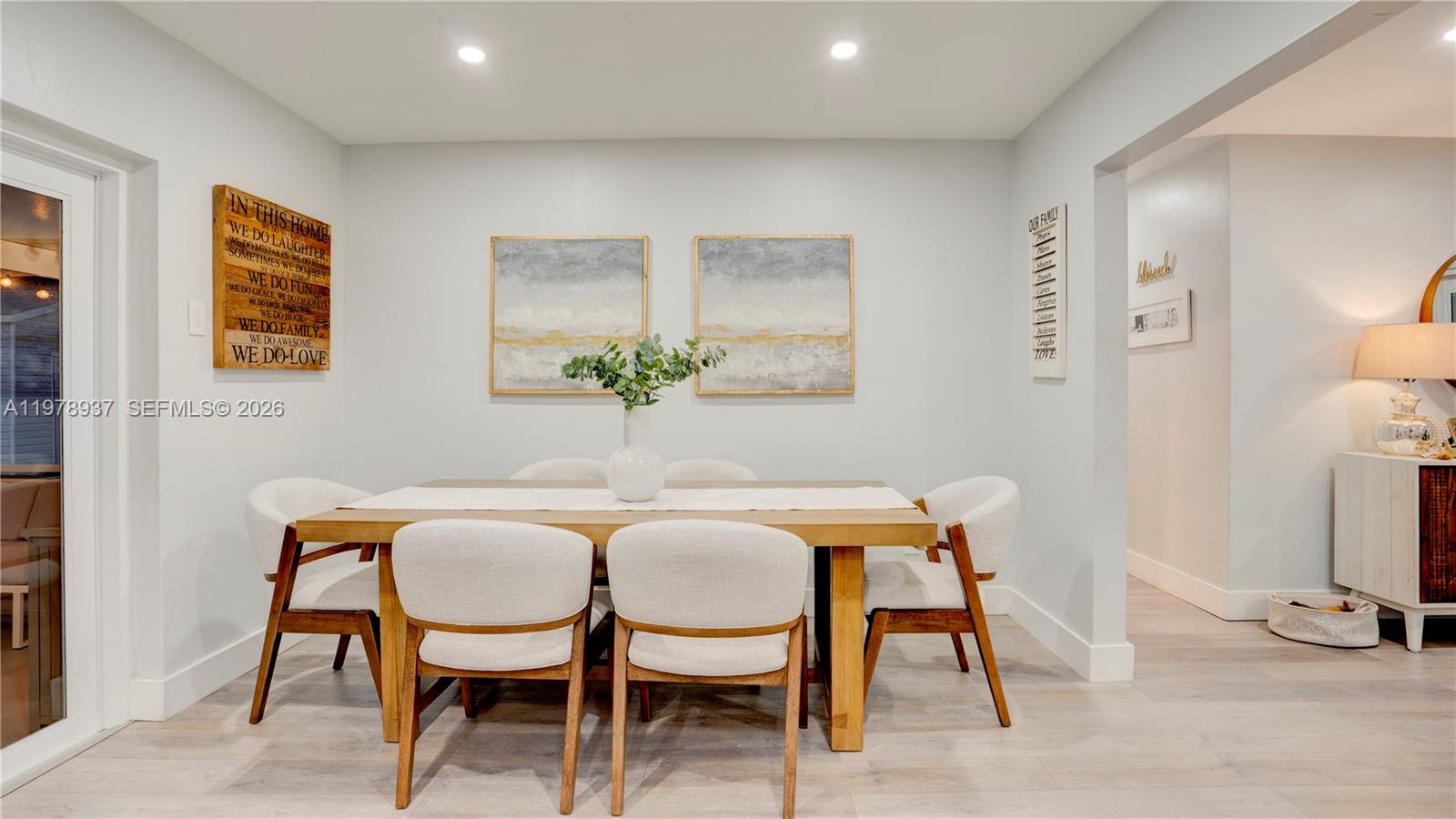 9311 Sterling Dr Cutler Bay, FL 33157