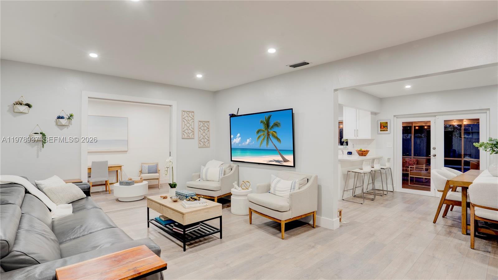 9311 Sterling Dr Cutler Bay, FL 33157