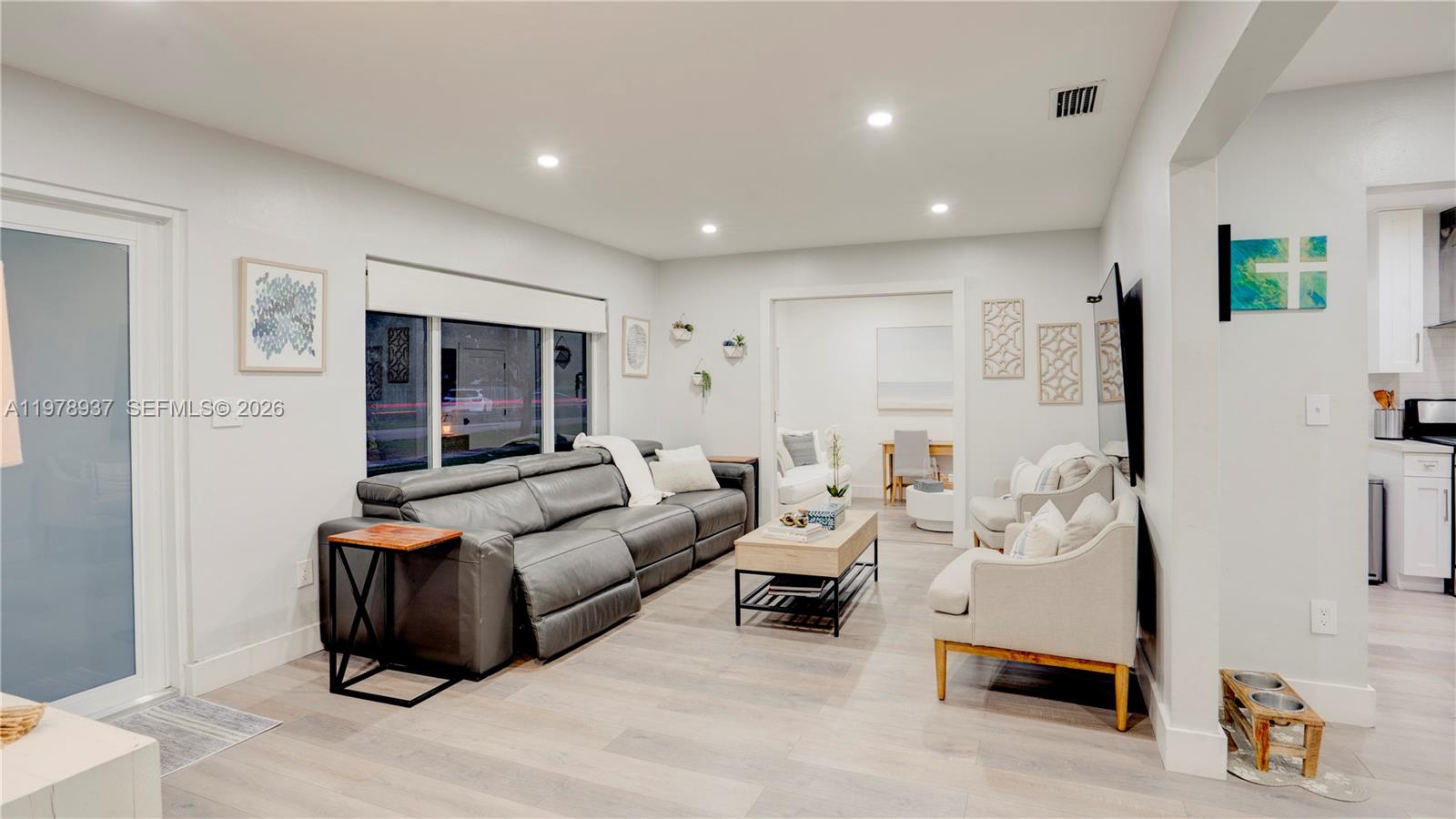 9311 Sterling Dr Cutler Bay, FL 33157