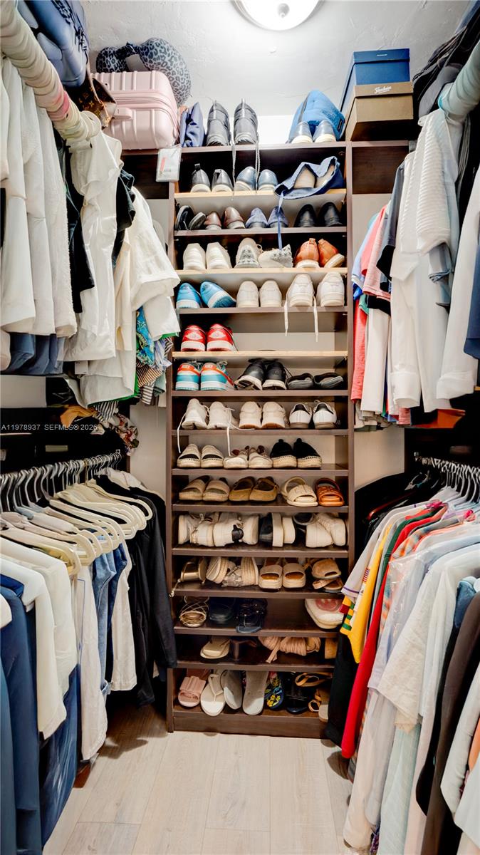 9311 Sterling Dr Cutler Bay, FL 33157