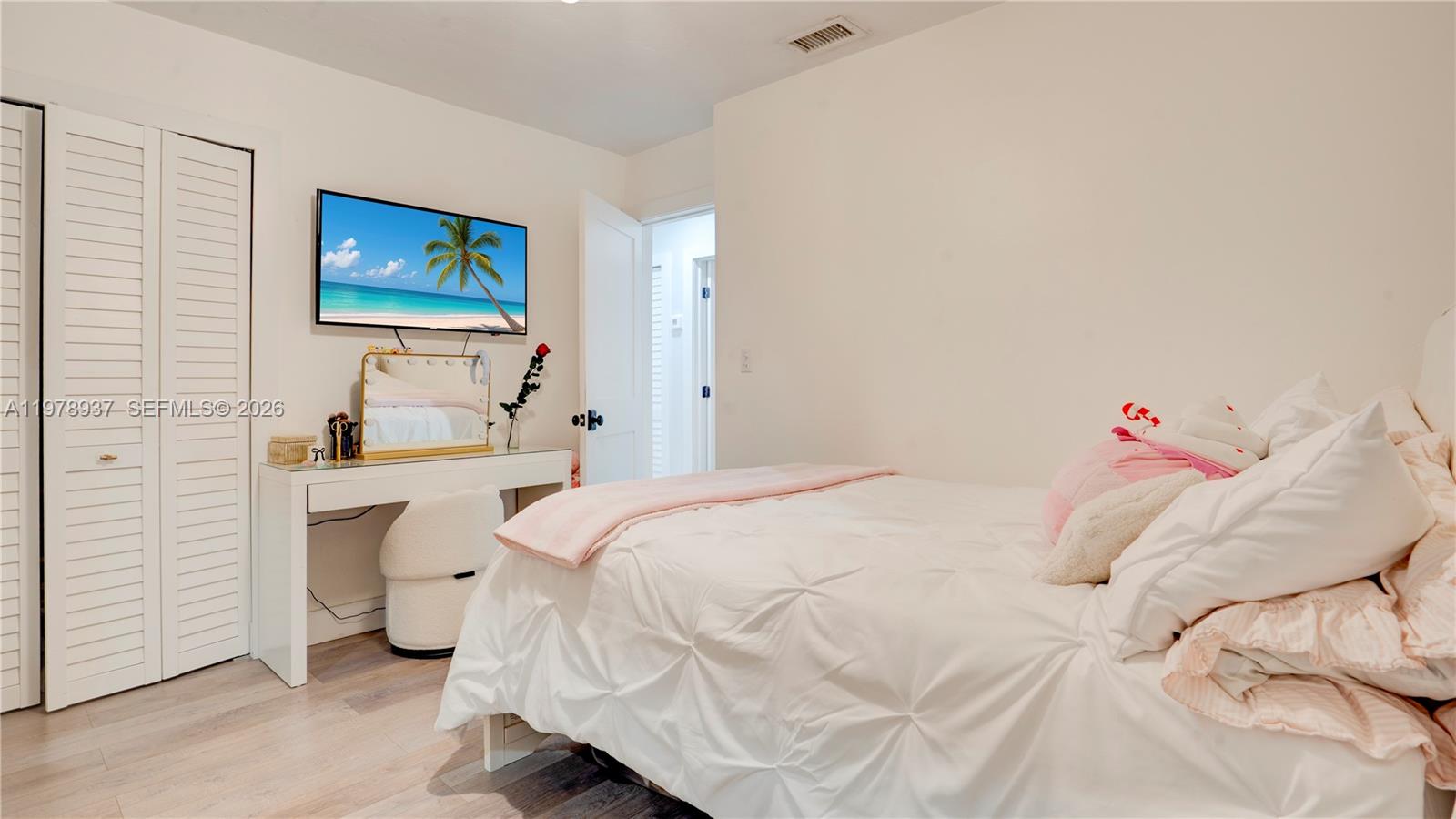 9311 Sterling Dr Cutler Bay, FL 33157