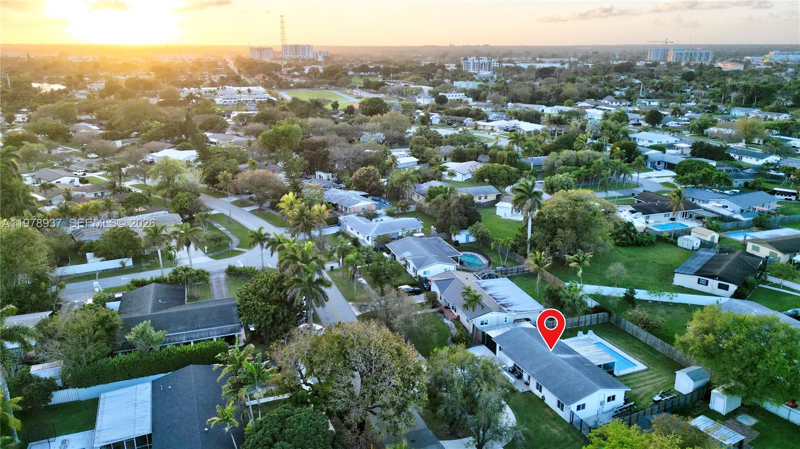 9311 Sterling Dr Cutler Bay, FL 33157