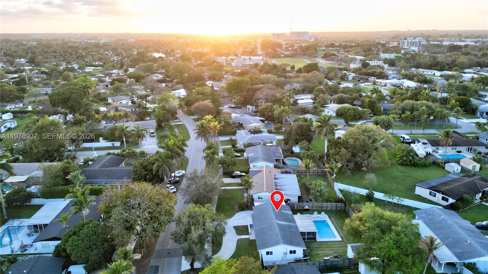 9311 Sterling Dr Cutler Bay, FL 33157