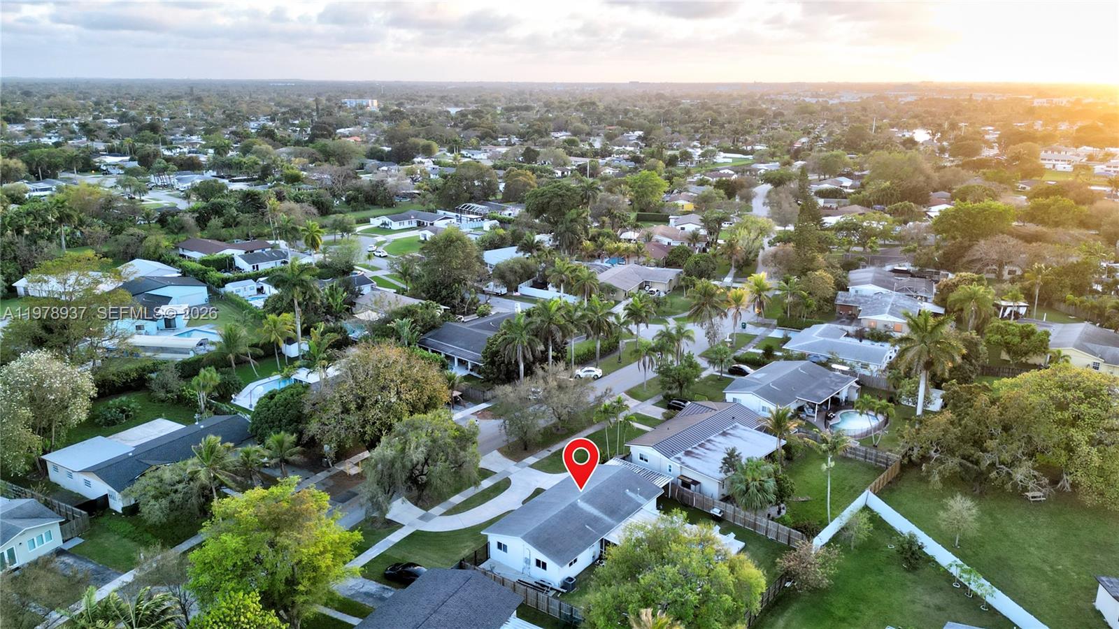 9311 Sterling Dr Cutler Bay, FL 33157