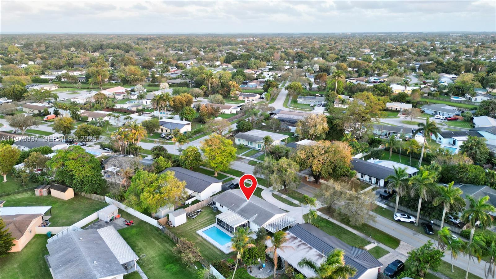 9311 Sterling Dr Cutler Bay, FL 33157