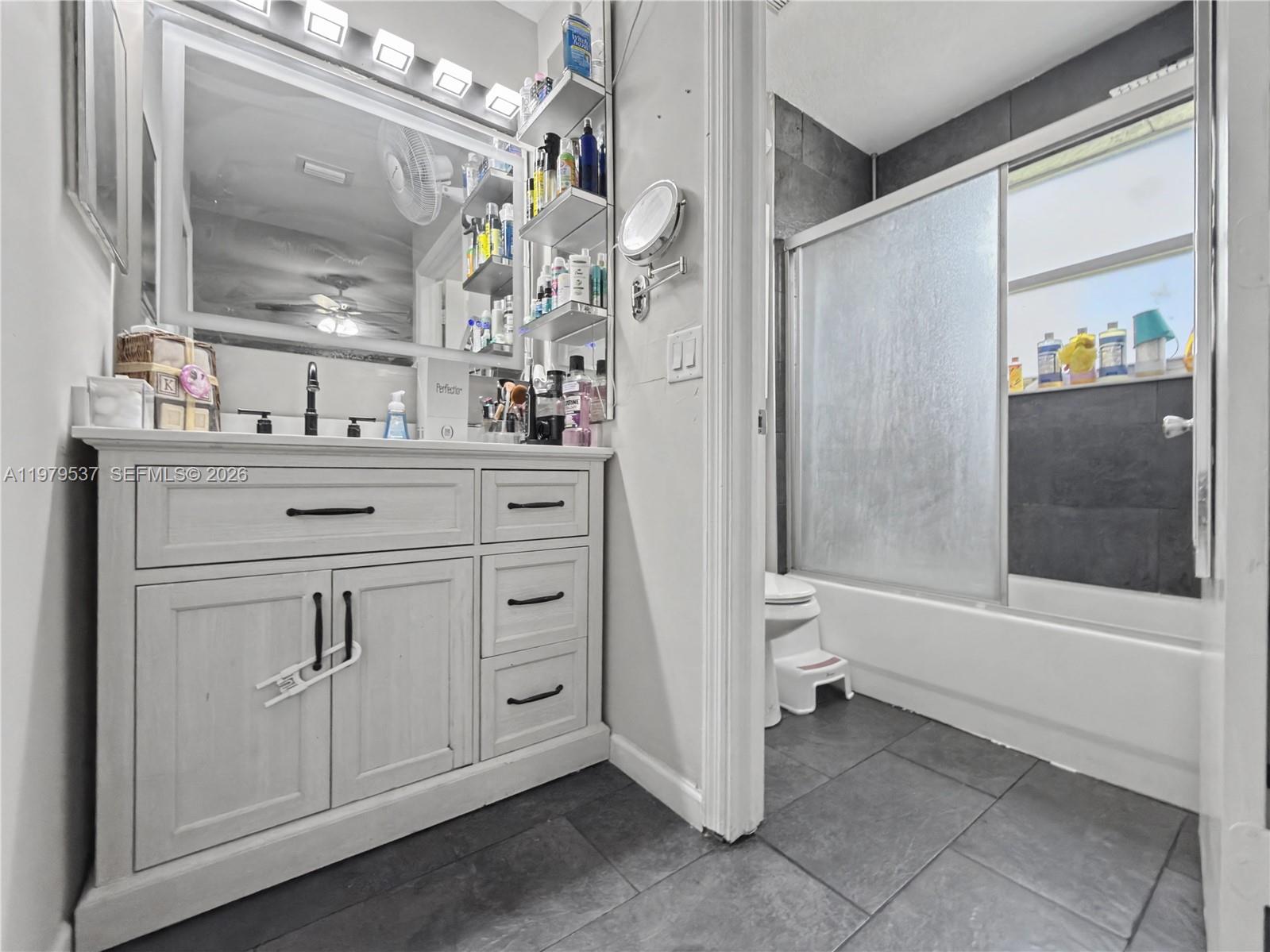 3070 SE 17th Ave Homestead, FL 33035