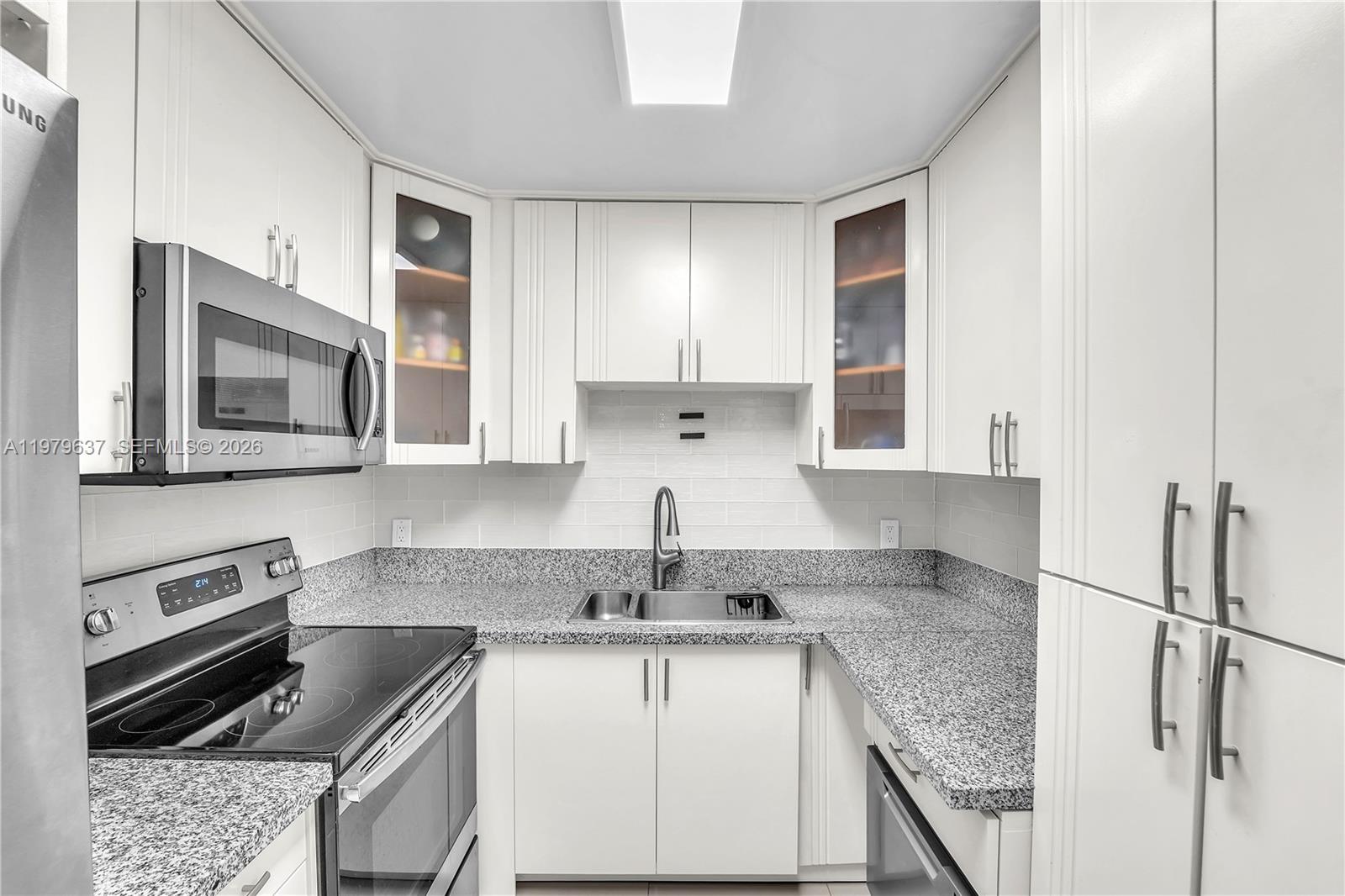 860 NE 78th St #207 Miami, FL 33138