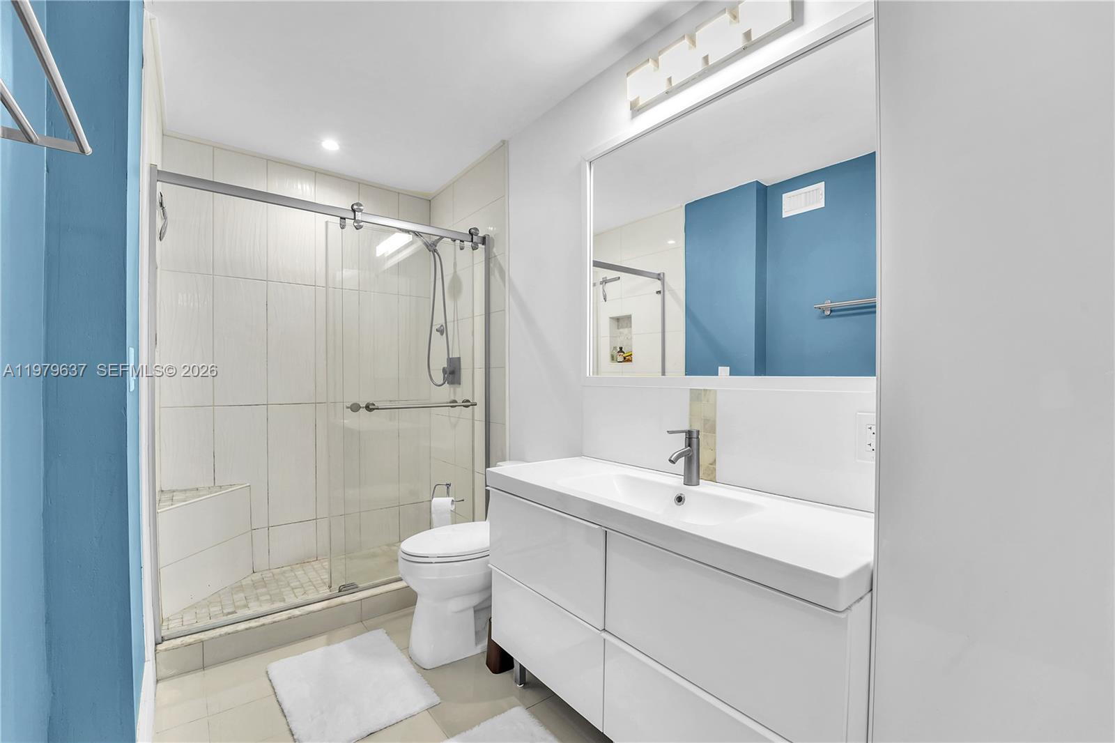 860 NE 78th St #207 Miami, FL 33138