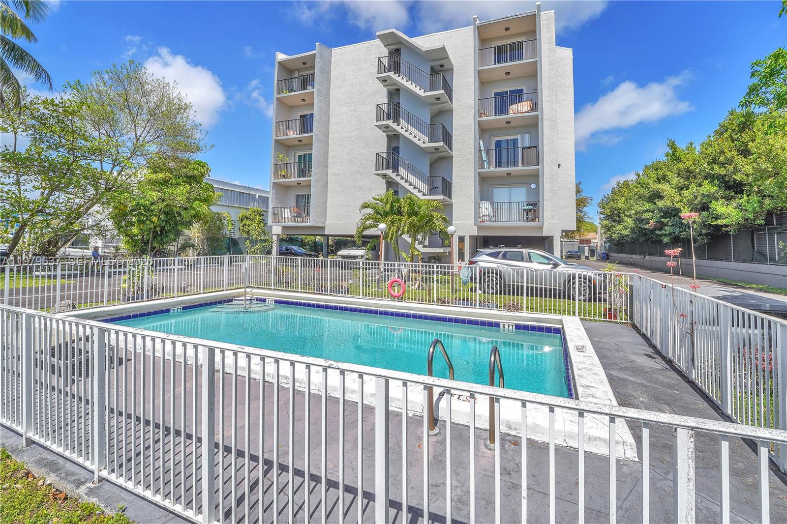 860 NE 78th St #207 Miami, FL 33138